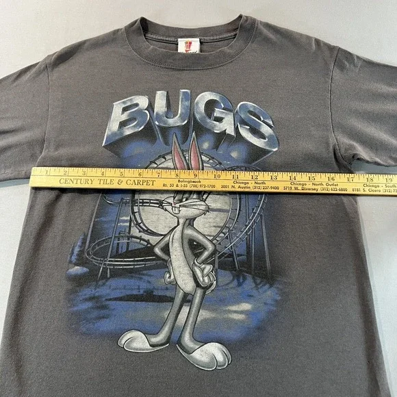 Vintage 2001 Six Flags Bugs Bunny T-Shirt | Men's Small | Looney Tunes Graphic T - Picture 5 of 7